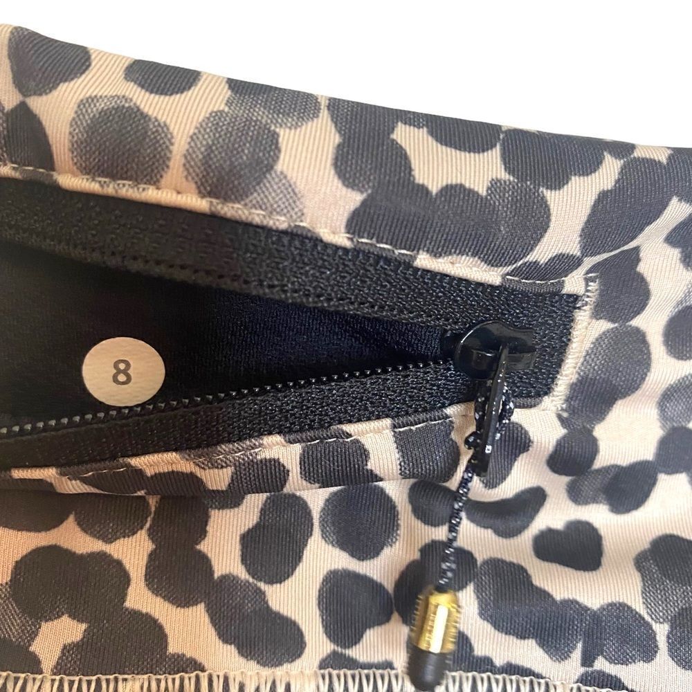 LULULEMON Gather & Sprint Crop Ace Spot Grain Black Rare THROWBACK! - Picture 8 of 9